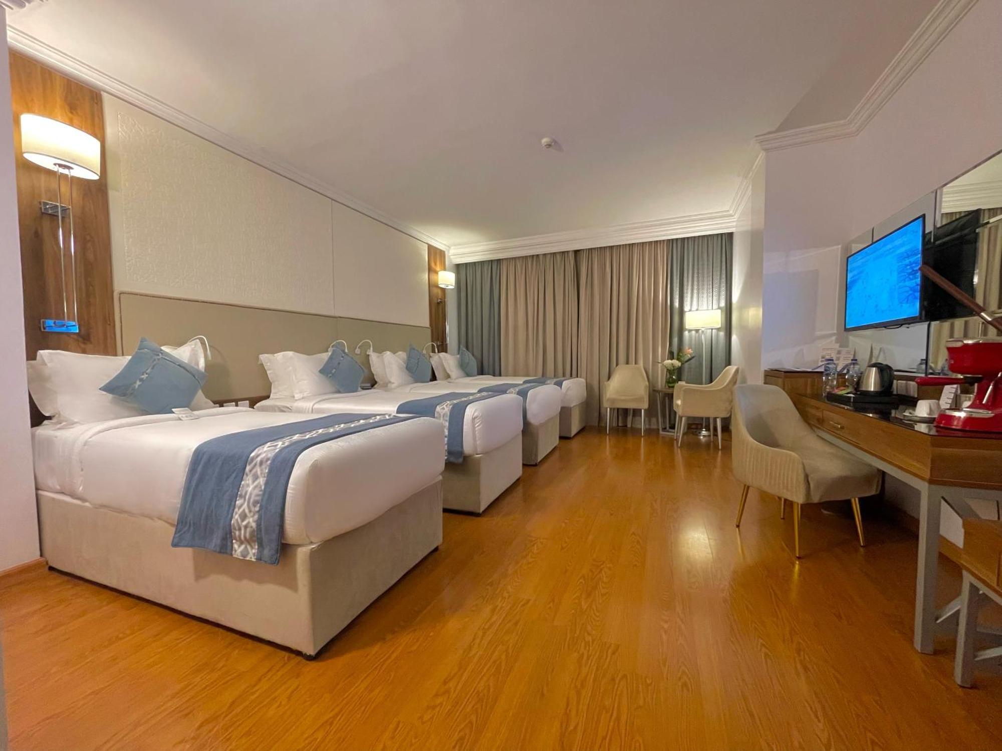 Al Ritz Al Madinah Hotel Medina Buitenkant foto